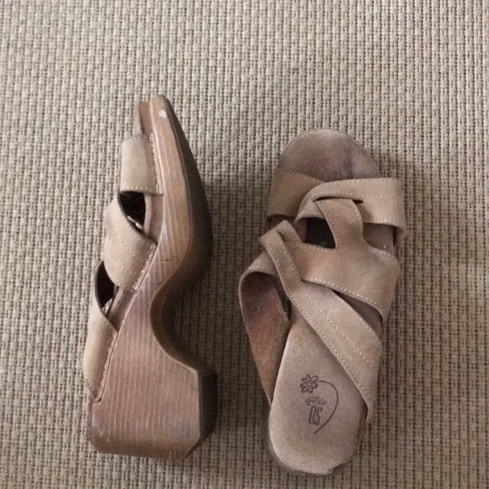 Tan sandals with 3 inch heel